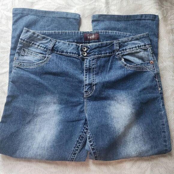 29  Angels straight leg jeans with decorative pockets - Picture 3 of 8